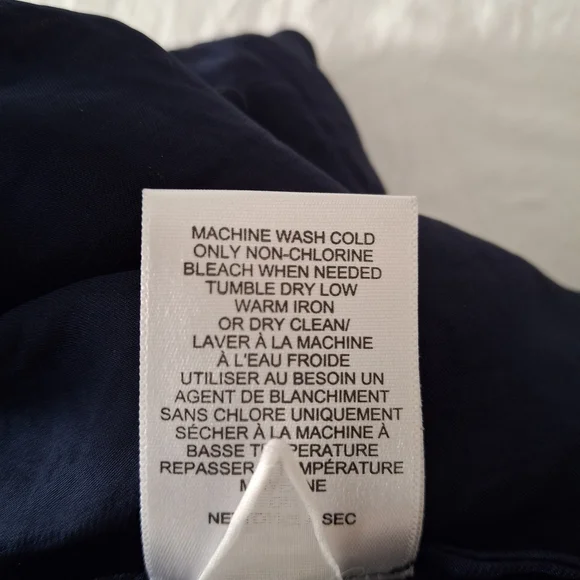 NWOT Banana Republic Sheer And Shiny Ladies Blue Blouse Sz. M. - Picture 7 of 10